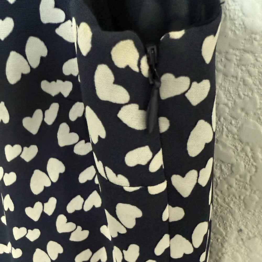 J. Crew Half-Placket Sheath Dress in Navy Blue and White Tossed Hearts Size 0 - Picture 8 of 13